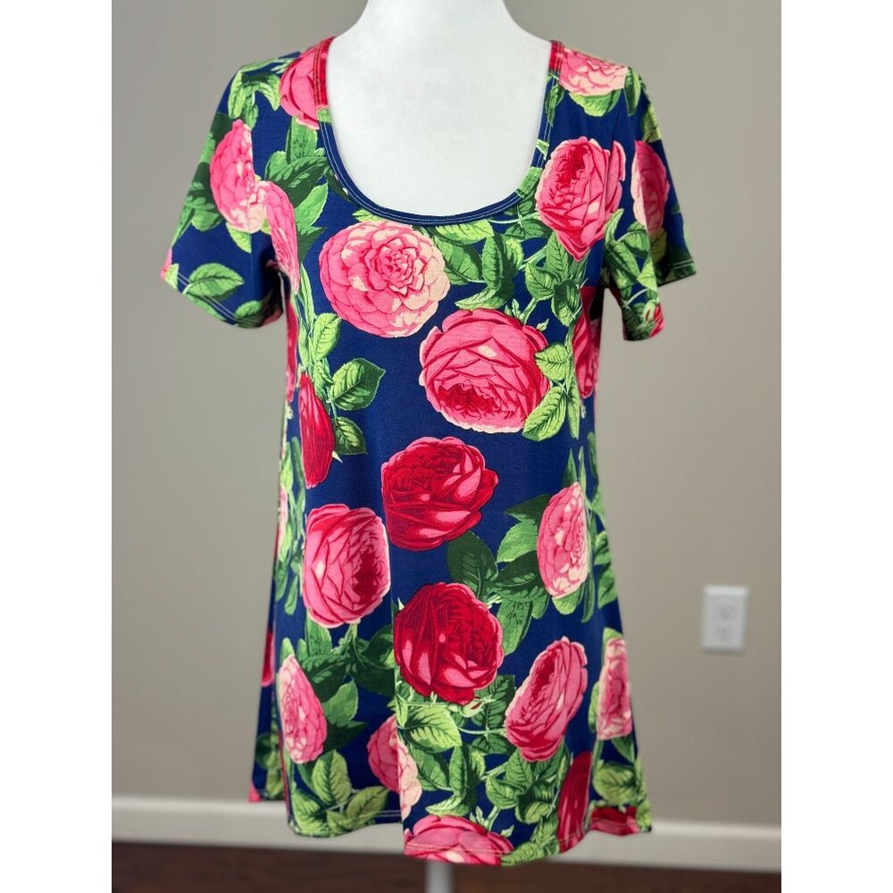 NEW LuLaRoe Womens Knit Tunic Top S Short Sleeve Blue Pink Floral Scoop Neck
